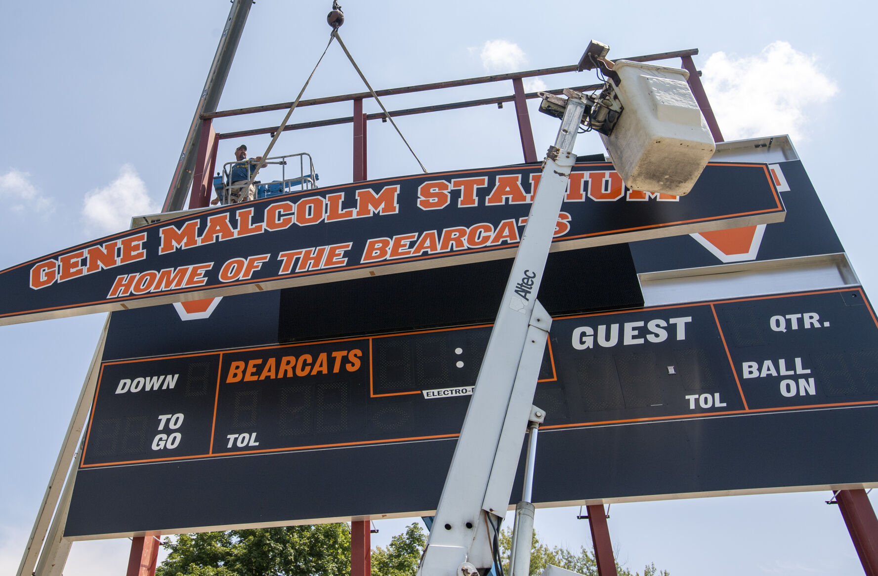 Virginia High New Scoreboard 01